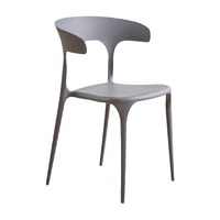 Chaise de salle à manger empilable en plastique en forme de corne avec accoudoirs, style nordique moderne et minimaliste, contemporaine pour la maison, salle à manger/salons