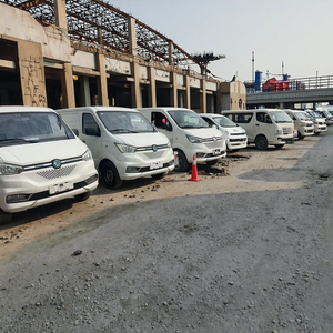 Furgone Elettrico Dongfeng EM27L Yufeng Veicolo Commerciale Leggero Elettrico per Trasporto Urbano e Consegne con Guida a Sinistra Nuovo ed Economico Ambulanza Mobile - Product Image 6