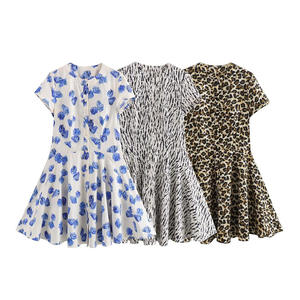 TPY0 Yeni İlkbahar Yaz İmparator Bel Kesimli, Boya Boyalı Polyester/Pamuk Kısa Kollu, Dar Kesim, Patchwork Baskılı Kadın Elbisesi - Product Image 1