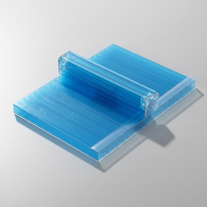 Lámina de Policarbonato Hueca de 30mm-40mm de Alta Resistencia, Estructura en X de Siete Paredes, Conexión en Forma de U, Gancho Doble, Impermeable - Product Image 3