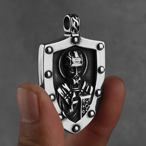 Collana pendente moda uomo titanio acciaio europeo tendenza americana Saint Nicholas protezione America drago catena di lusso - Product Image 4