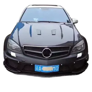 Pour Mercedes W204 C63 Kit carrosserie W204 Kit carrosserie large capot de pare-chocs avant et arrière de style série noire améliorée