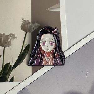 Оптовая продажа, металлическая брошь в виде аниме, симпатичная Детская Брошь с металлическим лацканом, мягкая эмалированная булавка для рождественских подарков - Product Image 3