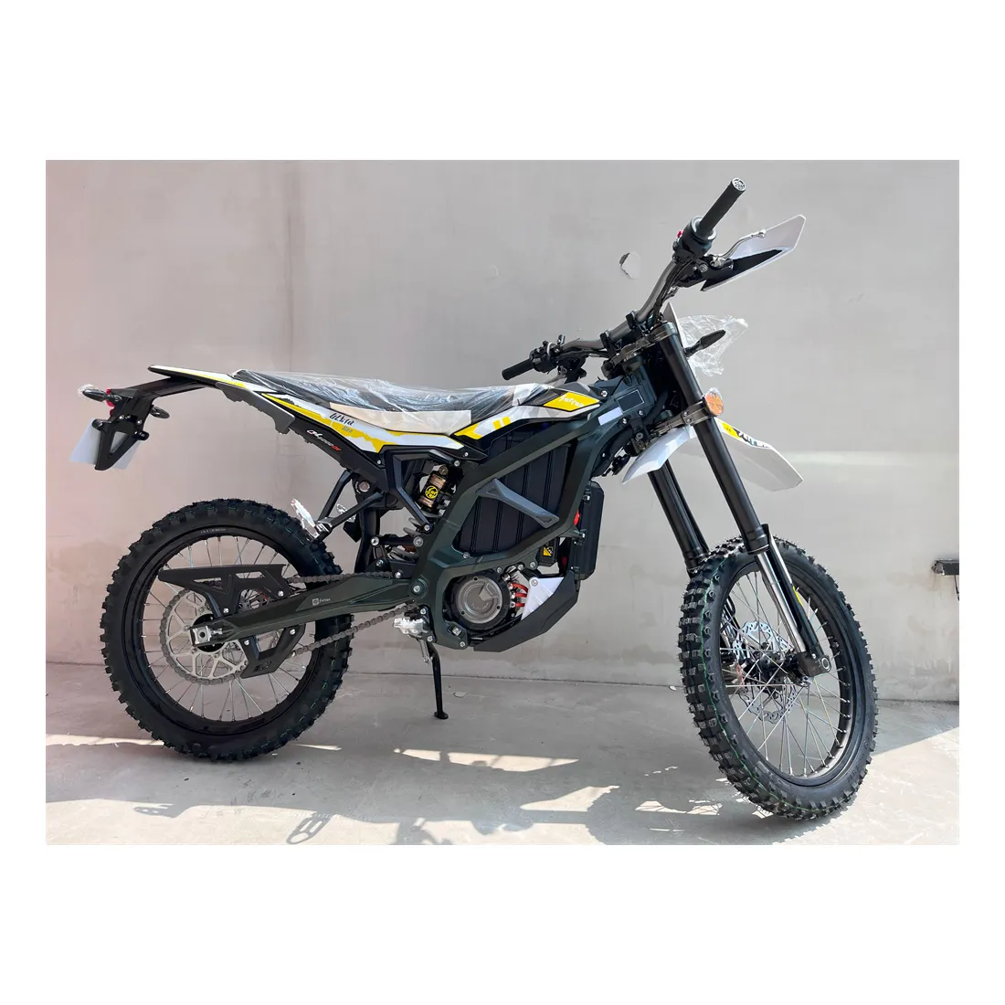 Orignal Surun Electricダートバイク74v12500W55Ah長距離オフロードEbike UltraB