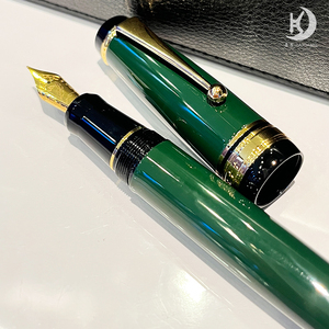 Set Regalo VIP di Lusso per Affari, Penna Stilografica in Metallo Pesante <span class=keywords><strong>con</strong></span> Logo Personalizzato, <span class=keywords><strong>Pennino</strong></span> da 0,5mm, Tipo Standard - Product Image 1
