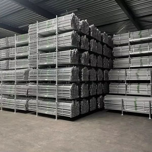 Système d'échafaudage à anneaux en acier et alliage d'aluminium robuste de conception moderne pour utilisation hôtelière - Product Image 1