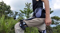 Robot exosquelette intelligent des membres inférieurs-Aide à la marche, améliore la mobilité des personnes âgées et des handicapés