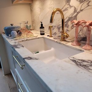 Losa de Mármol Natural Italiano Calacatta Viola de Lujo, Losa de Mármol Morado para Encimeras de Cocina Moderna y Baños - Product Image 4