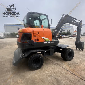 Excavateur sur pneus d'occasion de bonne qualité 6 tonnes/Corée du Sud Mini-pelle sur pneus Doosan Dx60w Eco Dx60w-9c - Product Image 1