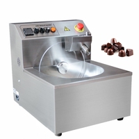 Petit mini 8 kg 15 kg 30 kg roue de revêtement de moulage d'enrobage de fabrication chocolat faisant la machine de trempe de fusion