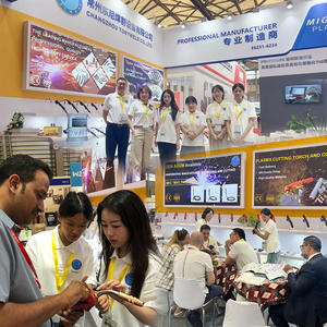 Vente en gros d'usine GX203G <span class=keywords><strong>Kemppi</strong></span> Torche de soudage MIG refroidie à l'air au gaz 200A avec doublure en cuivre de 3,5 m / 5 m de longueur Connecteur Euro - Product Image 5