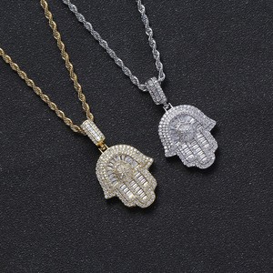 <span class=keywords><strong>Collana</strong></span> Hip-Hop <span class=keywords><strong>con</strong></span> Pendente <span class=keywords><strong>Mano</strong></span> <span class=keywords><strong>di</strong></span> <span class=keywords><strong>Fatima</strong></span> in Rame Intarsiato <span class=keywords><strong>con</strong></span> Zirconi, Gioiello alla Moda - Product Image 3