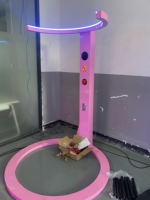 Machine de jeu d'arcade d'intérieur à grue métallique, jeu de bâton tombant électrique avec attrape-bâton, jouets de poupées attrayants pour l'entraînement de la vision