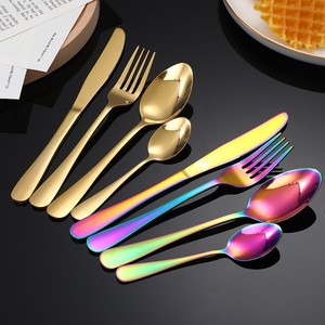 Bas prix en vrac plaqué or en acier inoxydable ensemble <span class=keywords><strong>de</strong></span> couverts cuillère <span class=keywords><strong>et</strong></span> <span class=keywords><strong>fourchette</strong></span> couteau ensemble <span class=keywords><strong>de</strong></span> couverts fête <span class=keywords><strong>de</strong></span> mariage - Product Image 4