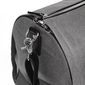 Échantillon Gratuit – Housse de Costume de Luxe Personnalisée Multifonctionnelle en Toile Grise pour Rangement et Voyage – Sac de Transport pour Robe de Mariée - Product Image 6