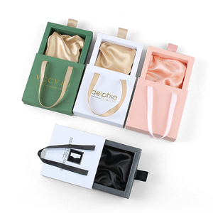 Custom Pink Sliding Drawers Paper Luxury Jewelry Packaging Cute Slider Paper Gift Box with Handle for Necklace Jewelry Package