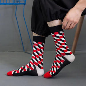 Gran oferta calcetines divertidos cuadrados de rejilla Unisex Europa América en la calle calcetines de hip-hop calcetines deportivos de entrenamiento profesional - Product Image 4