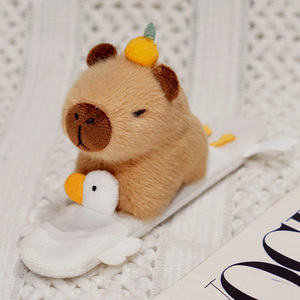 Pulsera de Peluche TGYW con Diseño de Animal, Brazalete Suave y Adorable de Capibara - Product Image 5