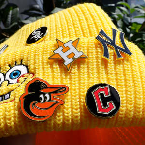 Tasarımcı ve kapaklar spor destek mıknatıs arabalar için sert yaka iğneler şapkalar özel şapka emaye <span class=keywords><strong>Pin</strong></span> - Product Image 1