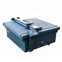 Équipement de découpe CNC à plateau plat haute vitesse et stable, traceur numérique de découpe grand format de 1600 mm avec doubles têtes servo AC et CCD