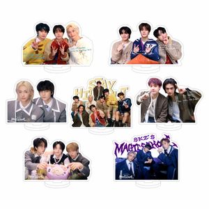 Soporte Acrílico Transparente Creativo al por Mayor para Regalo, con Diseño del Grupo Idol KPOP Stray Kids, Jung Kook y <span class=keywords><strong>Kim</strong></span> <span class=keywords><strong>Tae</strong></span> <span class=keywords><strong>Hyung</strong></span> - Product Image 3