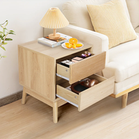 Table de chevet en MDF couleur personnalisée avec 2 tiroirs et grain de bois cannelé pour mobilier de chambre moderne