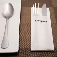 Vente chaude Serviettes en papier Airlaid personnalisées 1 plis imprimées jetables blanches pour la restauration