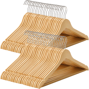 Perchas de Madera Maciza Ecológicas de Primera Calidad, Perchas Resistentes para Abrigos y Trajes, para Hoteles y Boutiques, con Logotipo Personalizado - Product Image 1