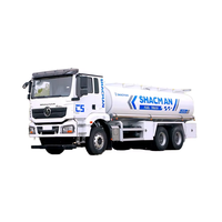 Camion-citerne SHACMAN avec moteur Weichai, conception robuste pour le transport de carburant, vente chaude en Afrique