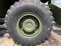 Excavatrice sur pneus d'occasion YH-210-E avec moteur Cummins, boîte de vitesses et moteur haute performance, garantie 1 an