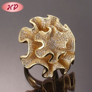 Women Alloy 18K Gold Plated Big Rose Flower Open Adjustable Statement <b>Ring</b> with Sparkling <b>Cubic</b> <b>Zirconia</b> for Party Banquet - Product Image 3