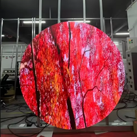 Écran numérique créatif P3 LED circulaire Logo Centres commerciaux intérieurs Magasins de détail Halls d'exposition Graphiques d'animation de bienvenue OEM