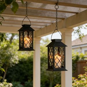 Lanternes solaires d'extérieur en gros avec bougie LED, lanternes décoratives en métal imperméables pour cour, jardin et pelouse - Product Image 1