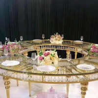 Table Ronde de Mariage de Luxe en Acier Inoxydable avec Plateau en Verre Serpentine pour Banquets et Décorations d'Événements