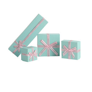 Caja de Joyería de Cartón Personalizada de Lujo para Pendientes, Anillos y Collares con Cinta - Product Image 6