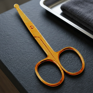 Forbici per Bellezza ASAP Ecologiche e Personalizzabili, Lame Dritte in Acciaio Inox, Forbici per Cura delle Unghie per Bambini, Modello Mustache in 4 Colori - Product Image 1