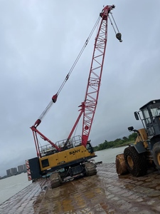 Grue sur chenilles d'occasion Sany SCC850A 85 tonnes, moment de levage 358 t.m, hauteur maximale 57 m, composants principaux : boîte de vitesses, pompe, moteur - Product Image 3