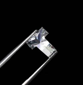 Bague de fiançailles en diamant cultivé en laboratoire de 1,25 carat, 7,6 x 6,4 mm, taille unique en forme de T, diamant CVD certifié IGI - Product Image 4