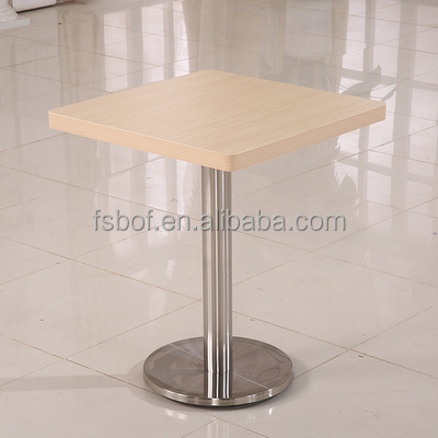 Mesa cuadrada 60X60X75cm