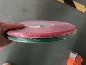 Uweld Oxygen Acetylene <strong>Hose</strong> <strong>1</strong>/4 <strong>Inch</strong> with 9/16&quot;-18 B Fittings Welding Cutting Torch Twin <strong>Hose</strong> - Product Image 5