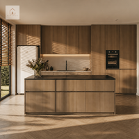 XINGRUO Meubles de cuisine modernes en bois naturel, ensembles d'armoires en contreplaqué sur mesure, grands îlots, projets de villas et d'appartements de luxe