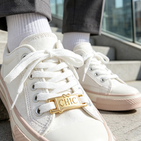 Verrous de lacets de chaussures en métal réglables, personnalisables avec logo et lettre en émail souple, vente en gros