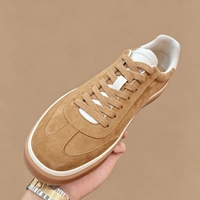 Chaussures de marche décontractées pour hommes, baskets respirantes et tendance, confortables, athlétiques, antidérapantes, pour la marche quotidienne en extérieur, légères et rapides pour l'été