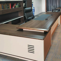 Bureau et chaise modernes de qualité high-tech en bois plaqué design unique bureau en bois de luxe pour PDG