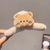 Clip en peluche d'ours de dessin animé mignon à l'arrière de la tête d'un grand requin Clip cheveux plus pince à saisir