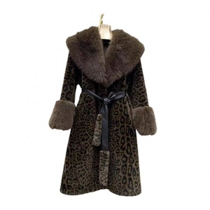 Nuovo Cappotto Invernale 2026 in Finta Pelliccia di <span class=keywords><strong>Visone</strong></span>, Stampa Leopardata, Velluto Dorato, Stile Nobile e Raffinato - Product Image 5