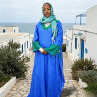 Abaya raffinée bleu-vert avec broderie contrastante, col en V, coupe ample, pour femmes musulmanes, style ethnique, robe longue de mariage pour l'Aïd