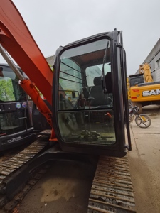 รถขุดไฮดรอลิกแบบตีนตะขาบ HITACHI ZX70 มือสอง สภาพดี พร้อมใบรับรอง CE ขายดี มีประสิทธิภาพสูง - Product Image 5