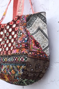 Bolso Banjara Hecho a Mano de Alta Calidad, Estilo Vintage, Étnico Indio, Bordado a Mano, Colorido, Excelente Precio - Product Image 3