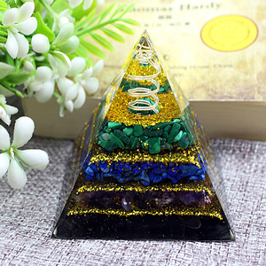 <b>Crystal</b> <b>Chip</b> Pyramid Resin Epoxy Copper Wire Handicraft Desktop Ornament Home Decoration Collectible Gift - Product Image 2